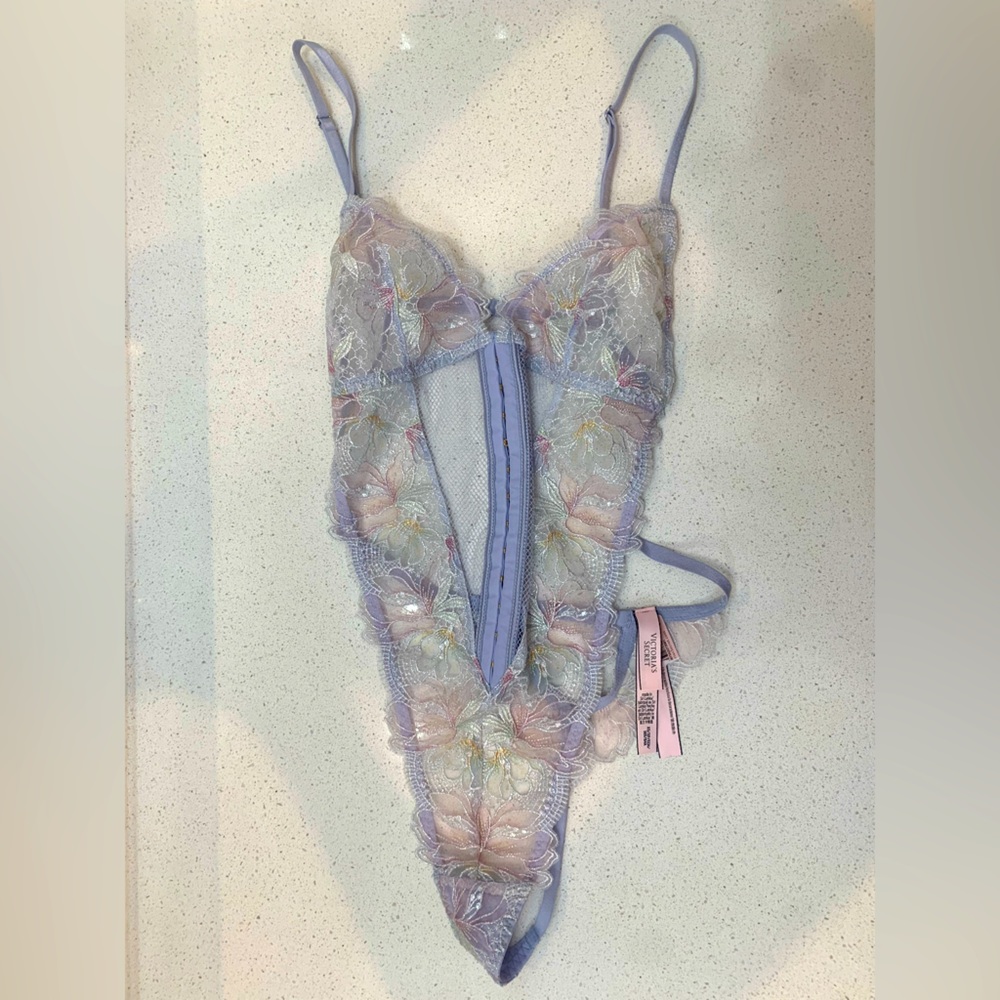 Victoria’s Secret Sexy Lace Lingerie mermaid fairy bodysuit festival xs flower